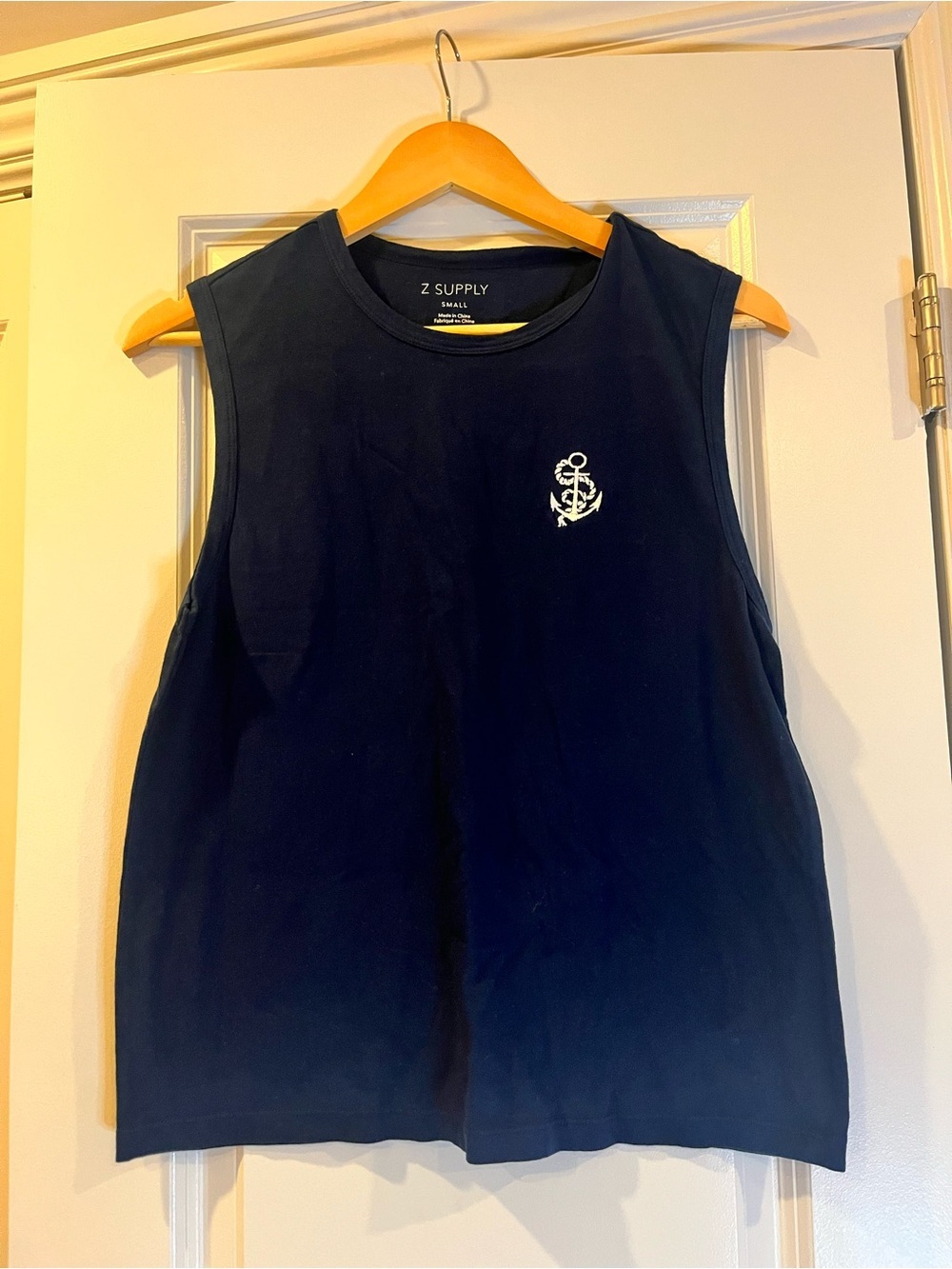 NWT Z Supply Navy Anchor Muscle Tank- small